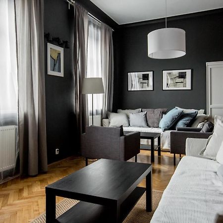 Center Apartment ลูบลิน ภายนอก รูปภาพ